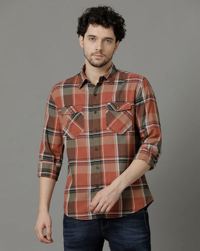 Double pocket red shirt