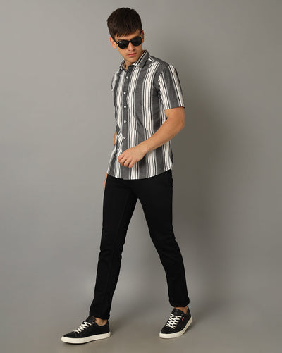 Vertical striped half sleeve shirt