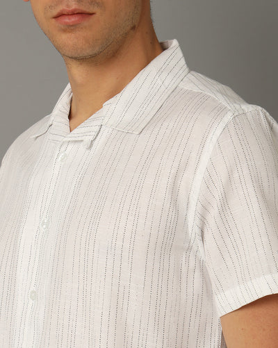 white printed half-sleeve shirt