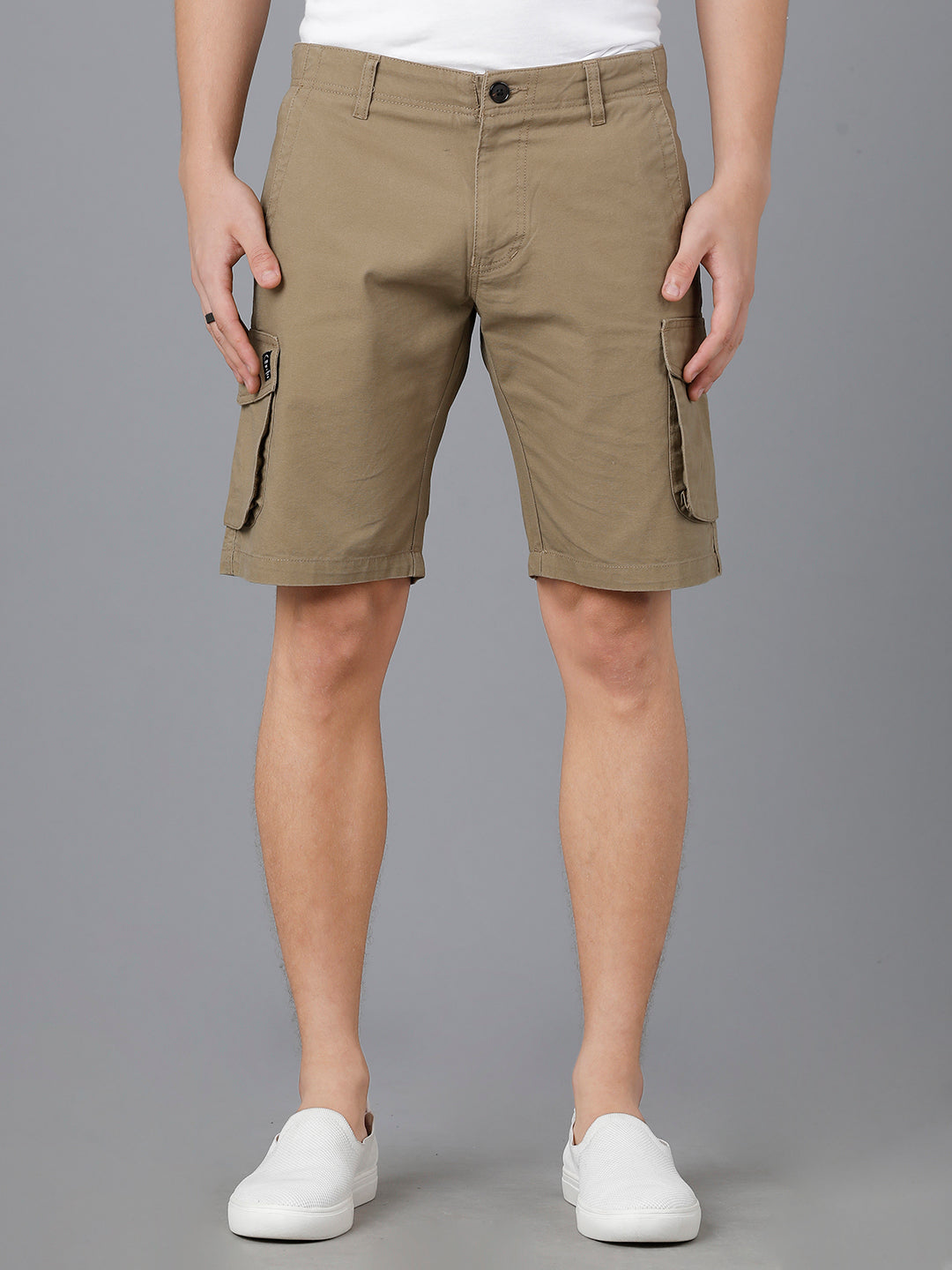 Six pocket cargo shorts